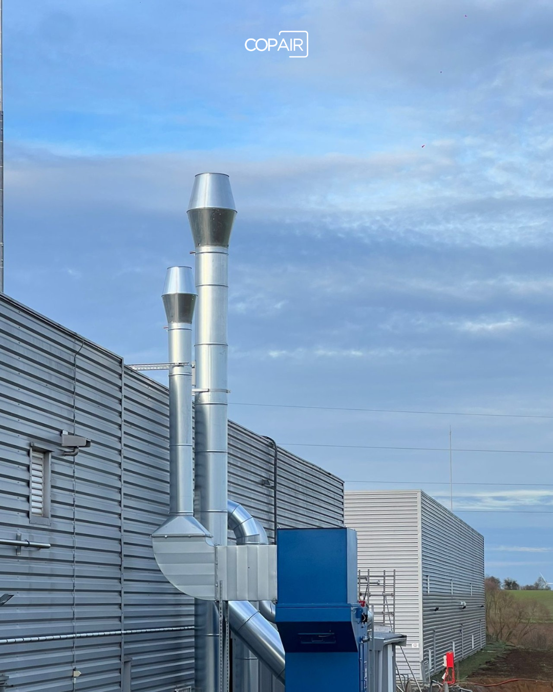 Cheminées d'extraction en toiture après filtration du dépoussiéreur Donaldson, zone ATEX, COPAIR